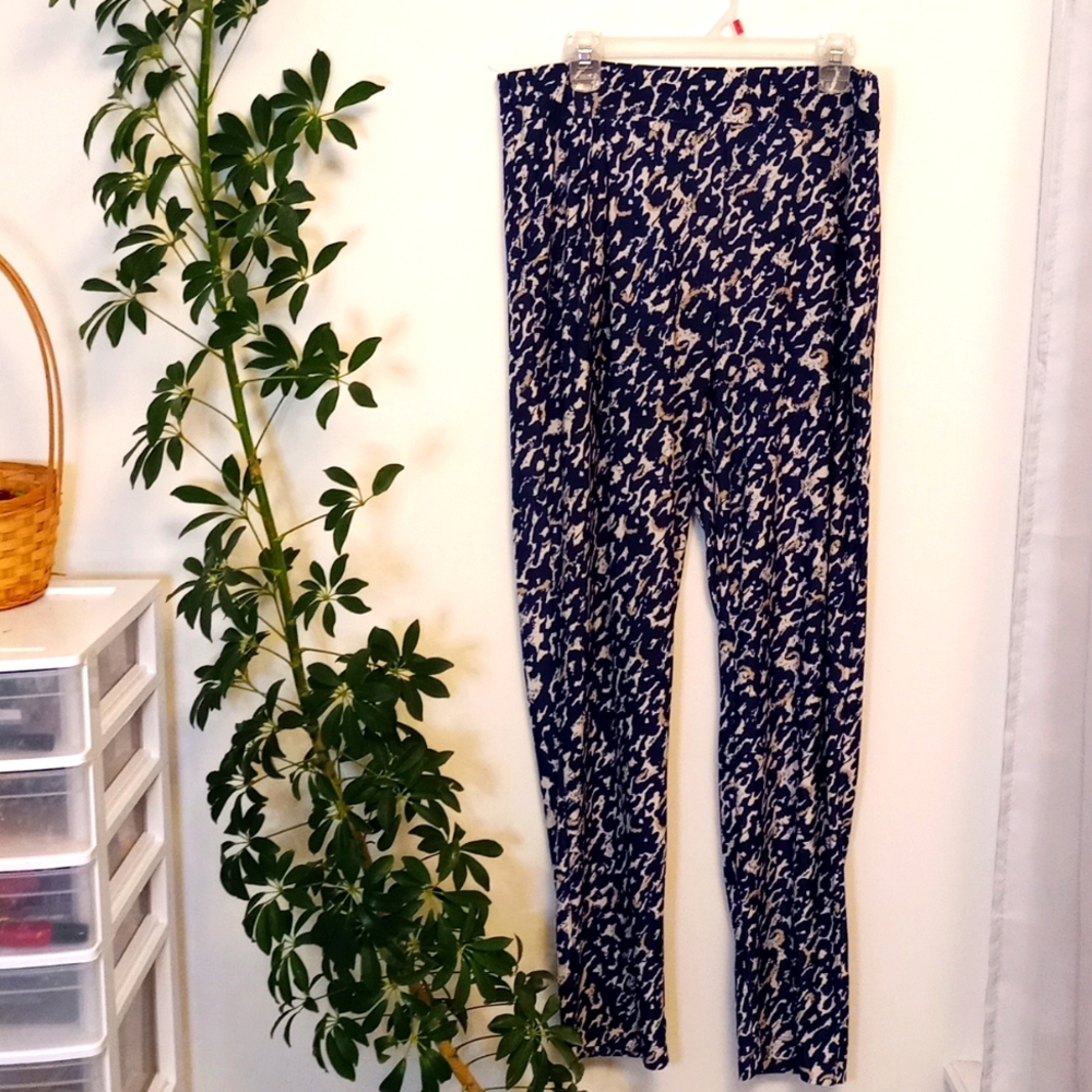 New Woman Designs pants
